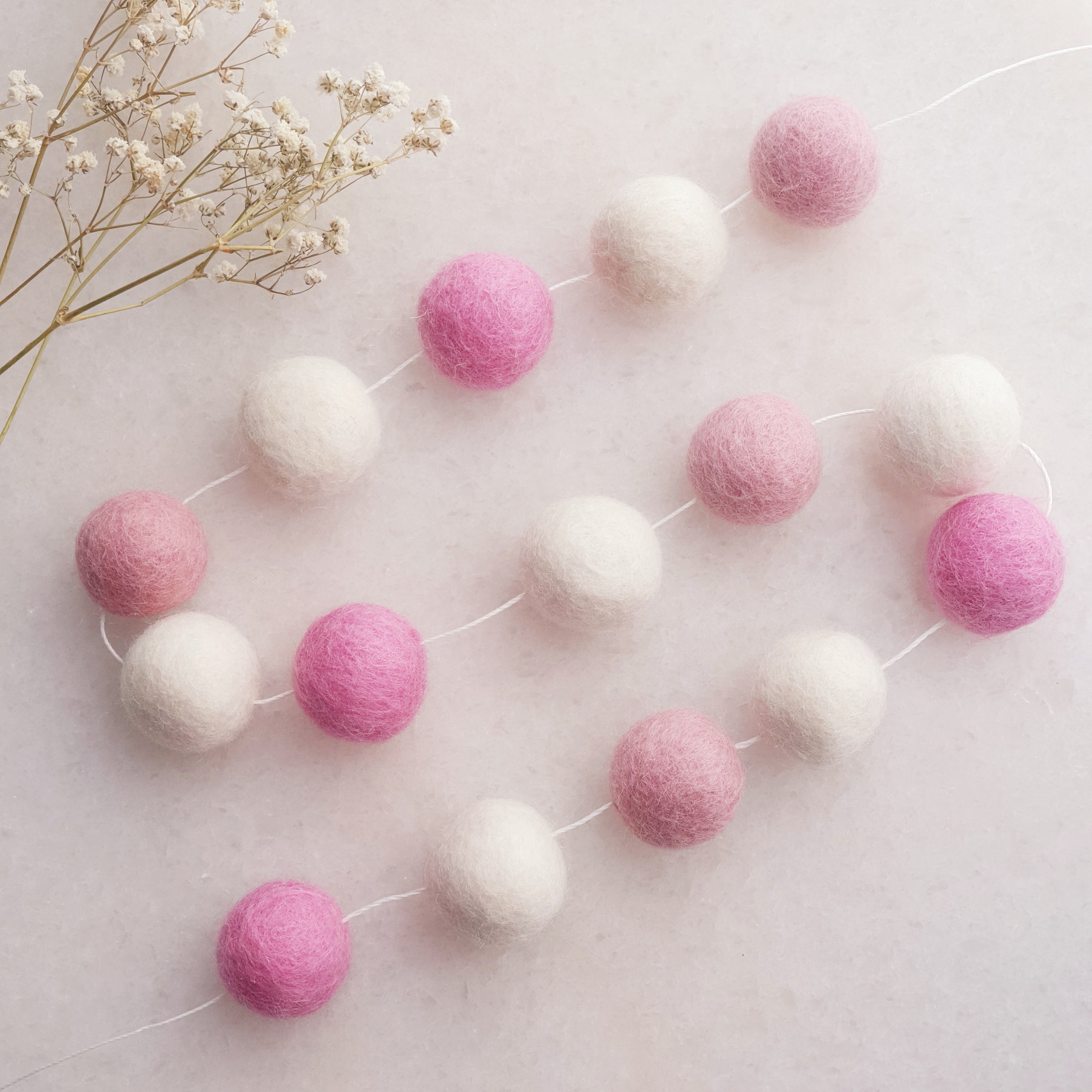 Blossom Pink - Pom Pom Garland